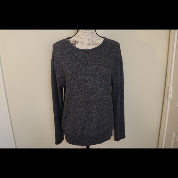 Forever 21 Sweaters - New Forever 21 ‘s Contemporary Line gray sweater